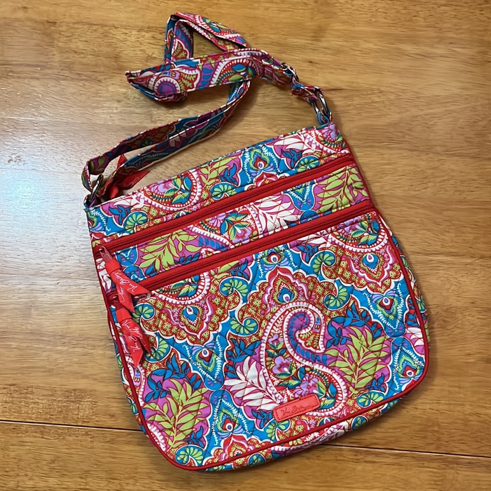 Vera Bradley Triple Zip Hipster Crossbody Shoulder Bag Paisley in Paradise